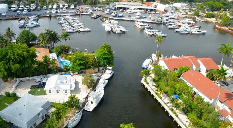 Riviera Luxury Living At River Oaks Marina And Tower Miami Exterior foto