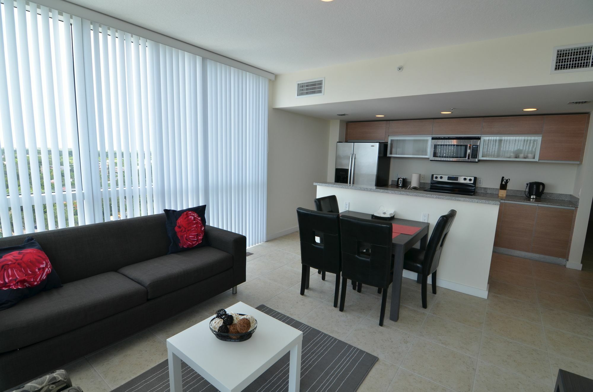 Riviera Luxury Living At River Oaks Marina And Tower Miami Exterior foto